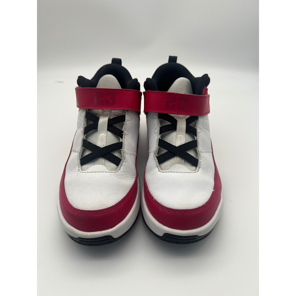 JORDAN Max Aura 3 Sneakers 1Y White Red EUC Basketball Mid Top Jumpman